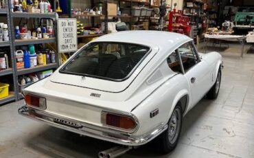 Triumph-Gt6-1972-white-87873-1