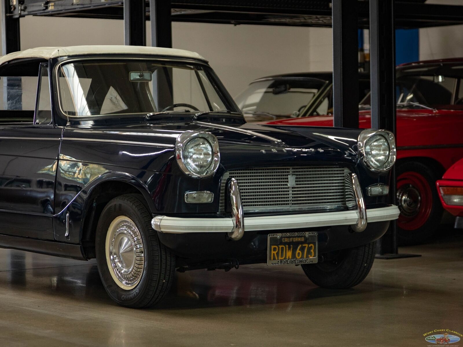 Triumph-Herald-1200-Series-Cabriolet-1966-Blue-Black-155405-11