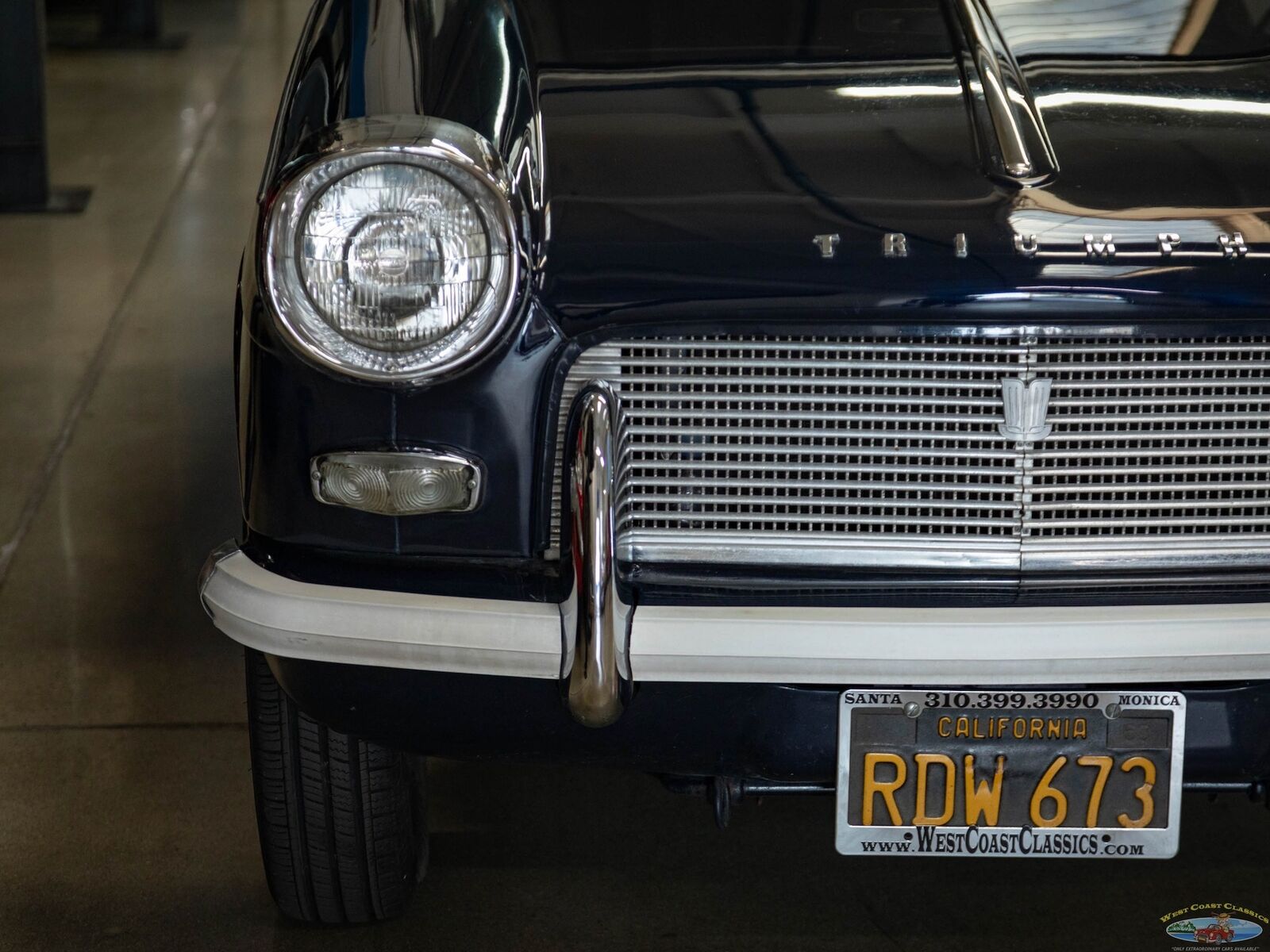 Triumph-Herald-1200-Series-Cabriolet-1966-Blue-Black-155405-13