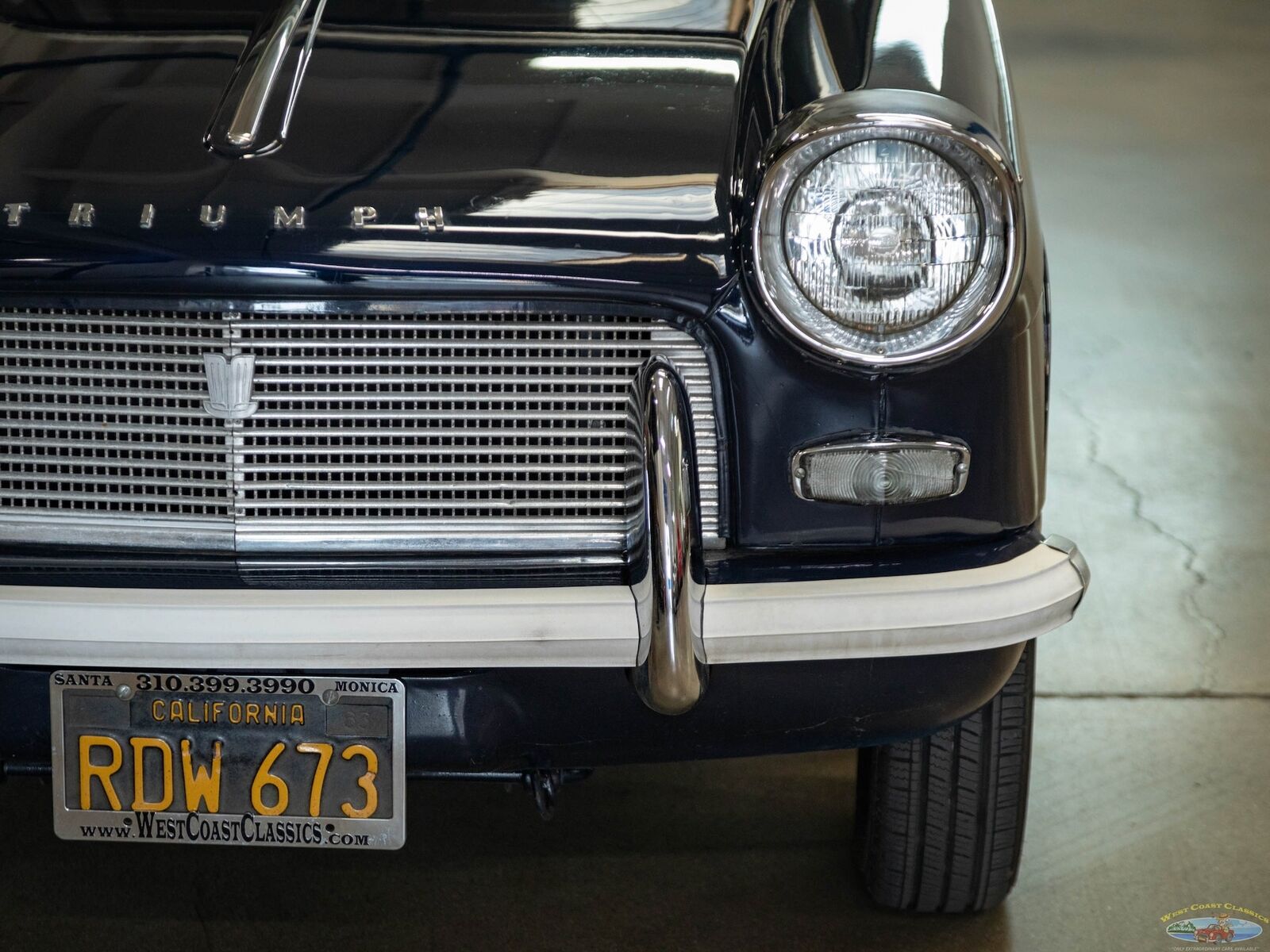 Triumph-Herald-1200-Series-Cabriolet-1966-Blue-Black-155405-15