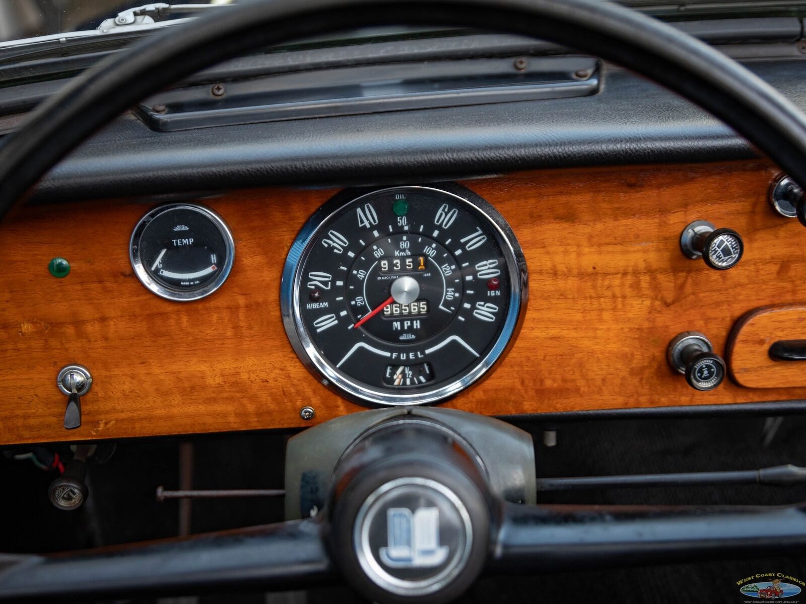 Triumph-Herald-1200-Series-Cabriolet-1966-Blue-Black-155405-30