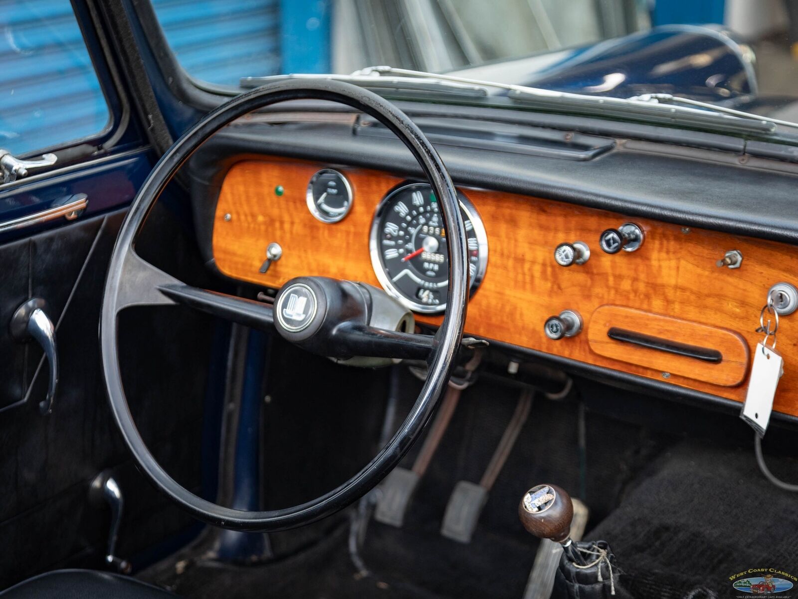 Triumph-Herald-1200-Series-Cabriolet-1966-Blue-Black-155405-34