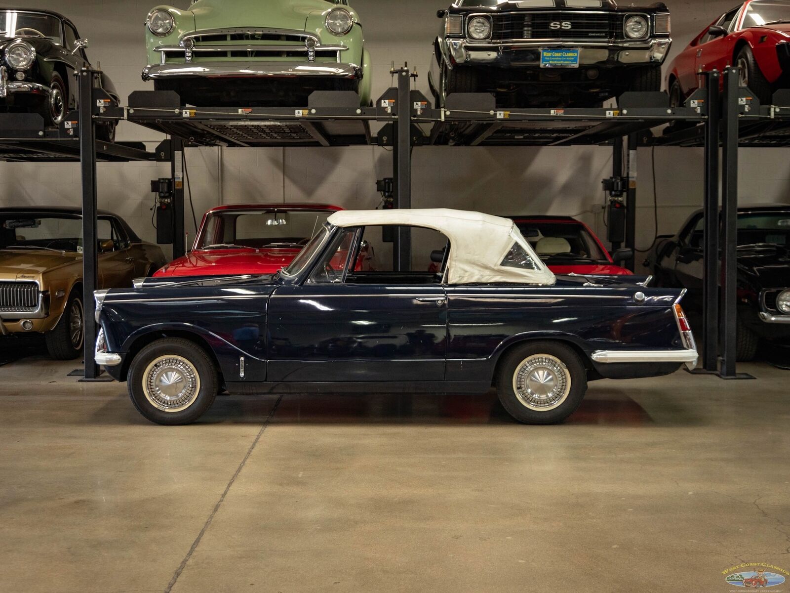 Triumph-Herald-1200-Series-Cabriolet-1966-Blue-Black-155405-5