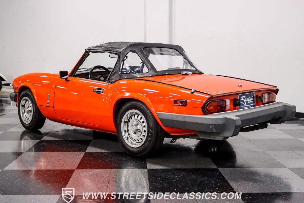 Triumph-Spitfire-Cabriolet-1979-Orange-Black-33864-7