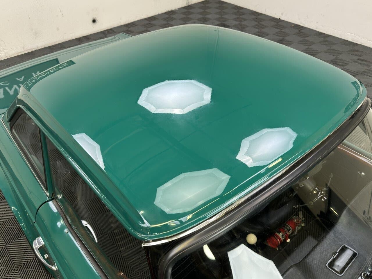 Triumph-TR-6-1973-Green-Black-90585-8