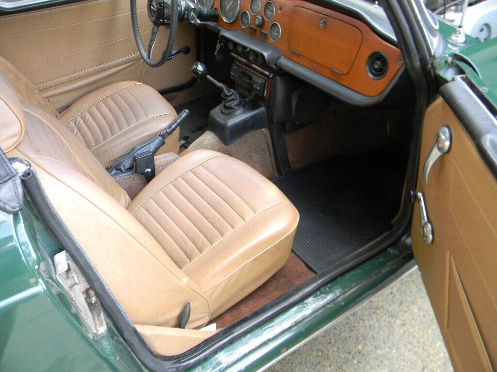 Triumph-TR-6-1973-Green-Tan-99999-13