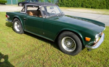 Triumph TR-6  year1}