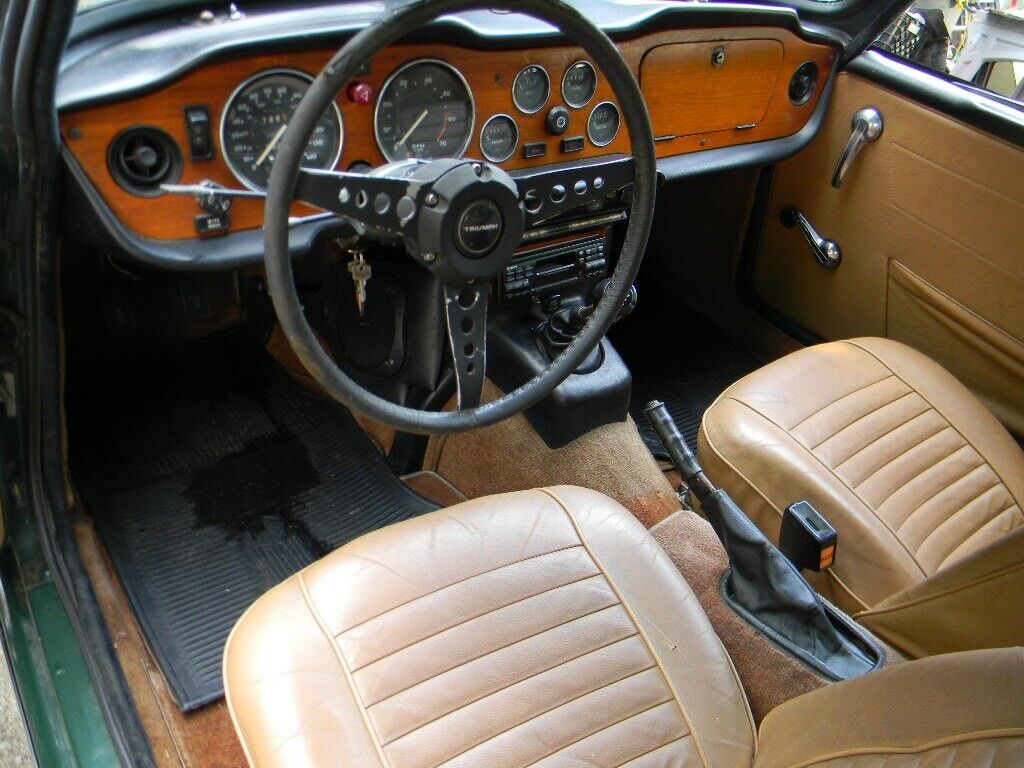 Triumph-TR-6-1973-Green-Tan-99999-7