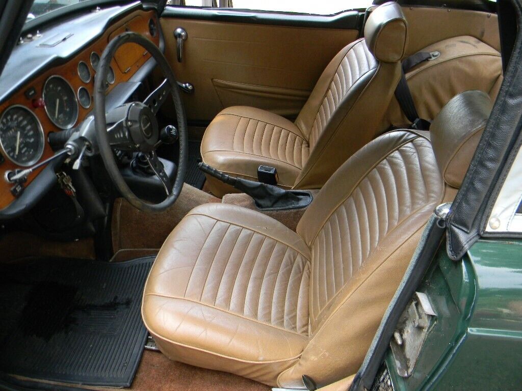 Triumph-TR-6-1973-Green-Tan-99999-8