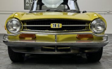 Triumph-TR-6-1973-Yellow-Black-115295-11