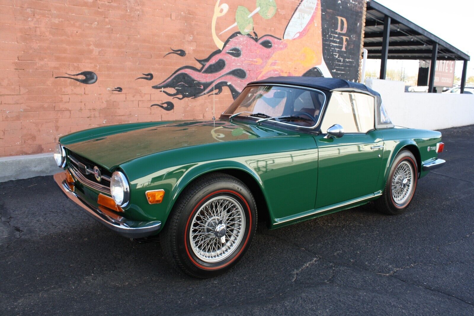 Triumph-TR-6-Cabriolet-1971-Green-Tan-91197-22