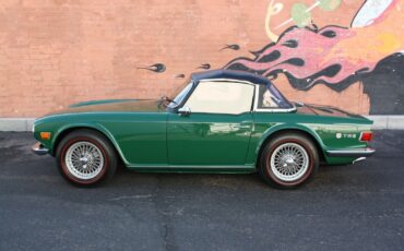 Triumph-TR-6-Cabriolet-1971-Green-Tan-91197-23