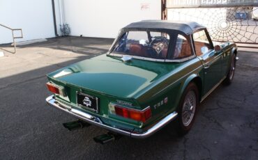 Triumph-TR-6-Cabriolet-1971-Green-Tan-91197-26