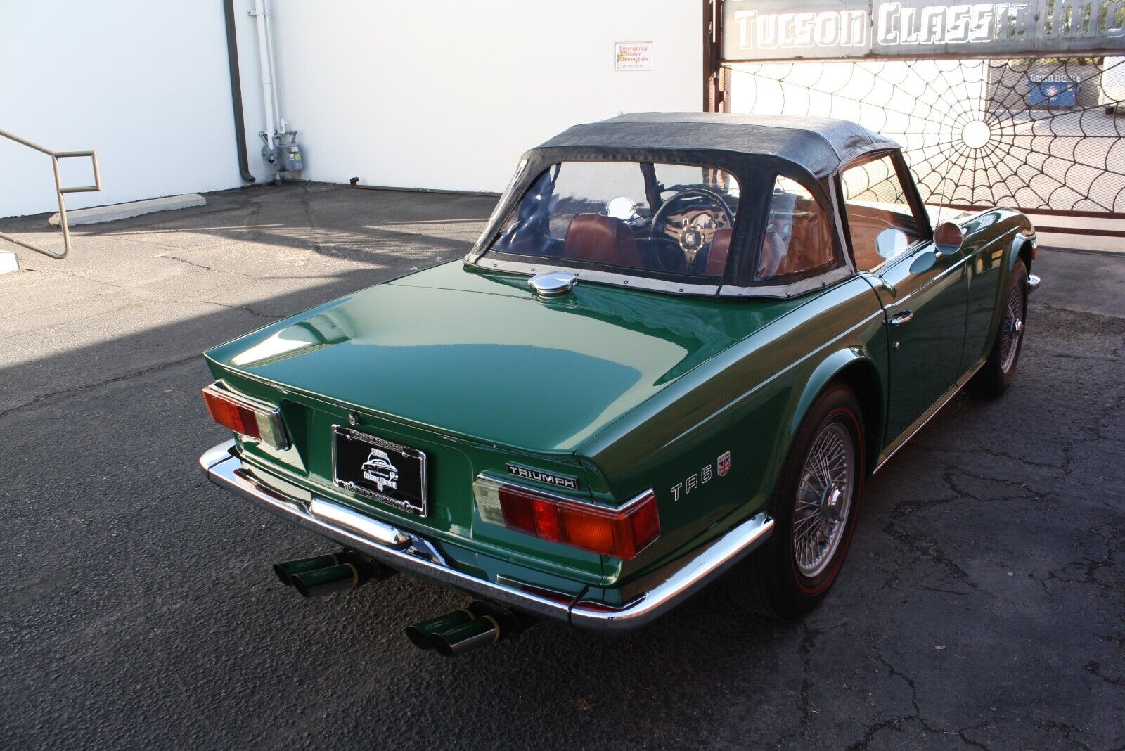 Triumph-TR-6-Cabriolet-1971-Green-Tan-91197-26