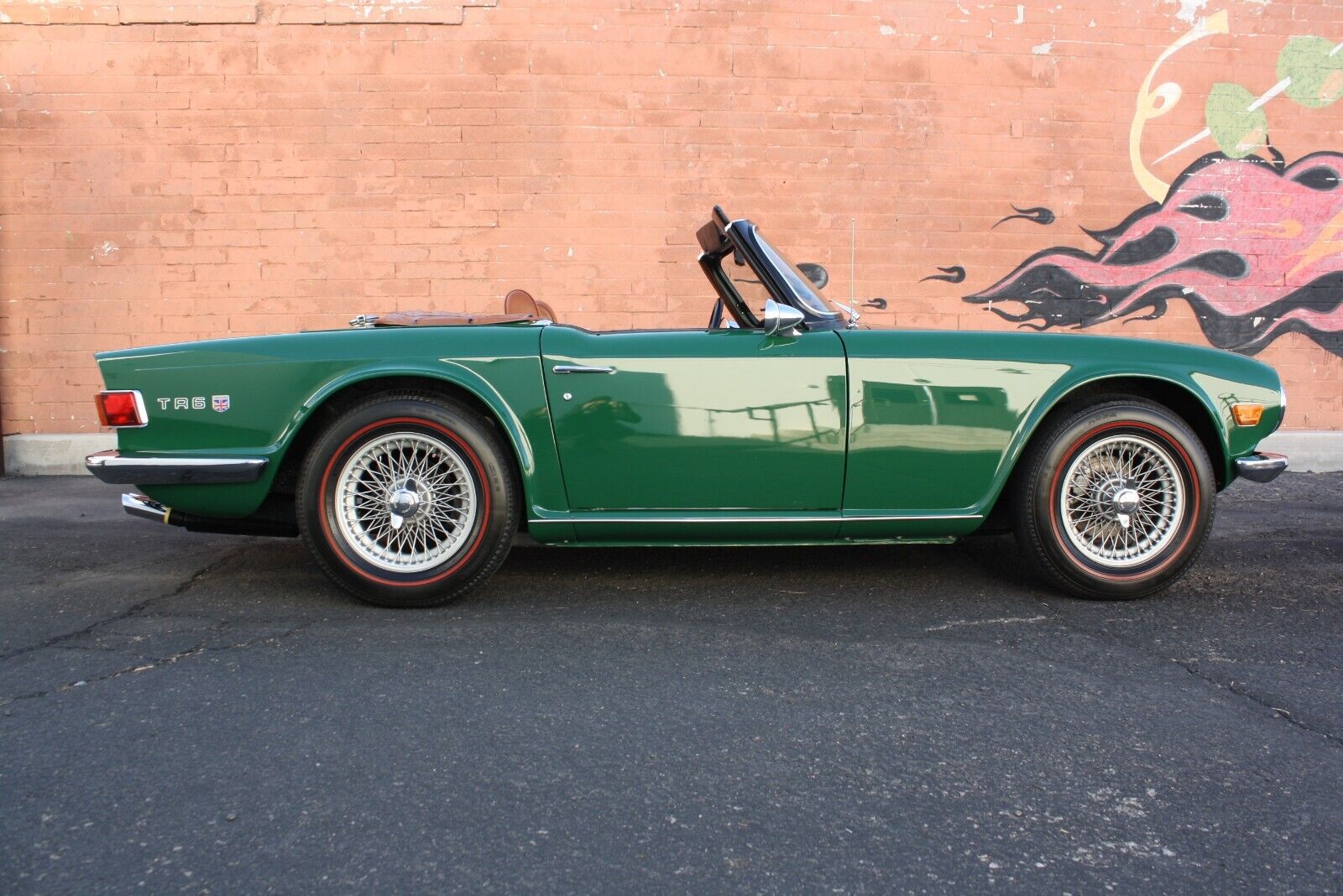 Triumph-TR-6-Cabriolet-1971-Green-Tan-91197-27