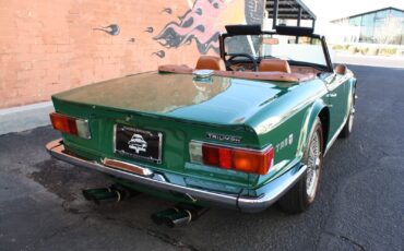 Triumph-TR-6-Cabriolet-1971-Green-Tan-91197-28