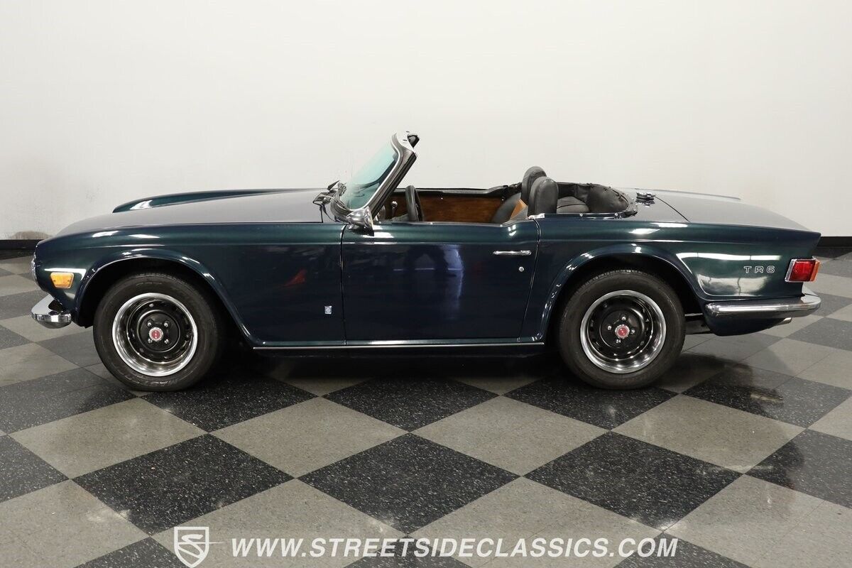 Triumph-TR-6-Cabriolet-1972-Green-Black-3161-2