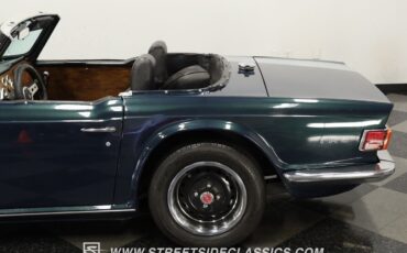 Triumph-TR-6-Cabriolet-1972-Green-Black-3161-23