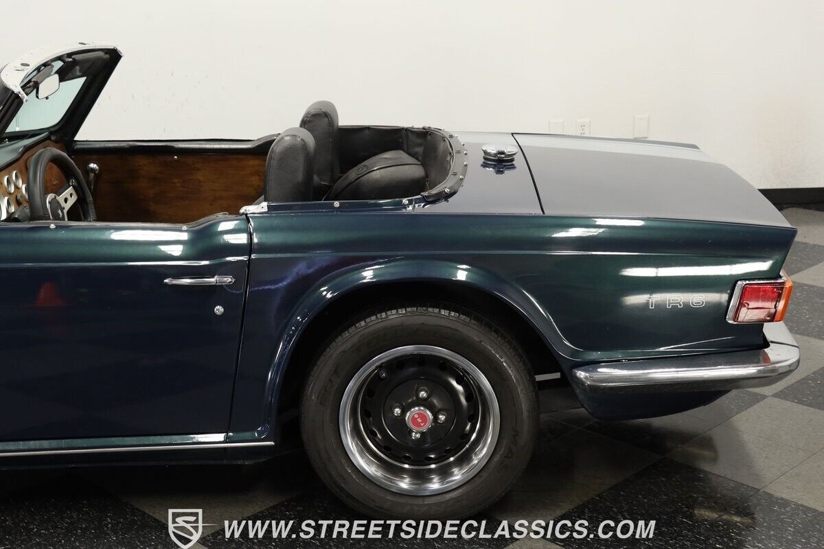 Triumph-TR-6-Cabriolet-1972-Green-Black-3161-23