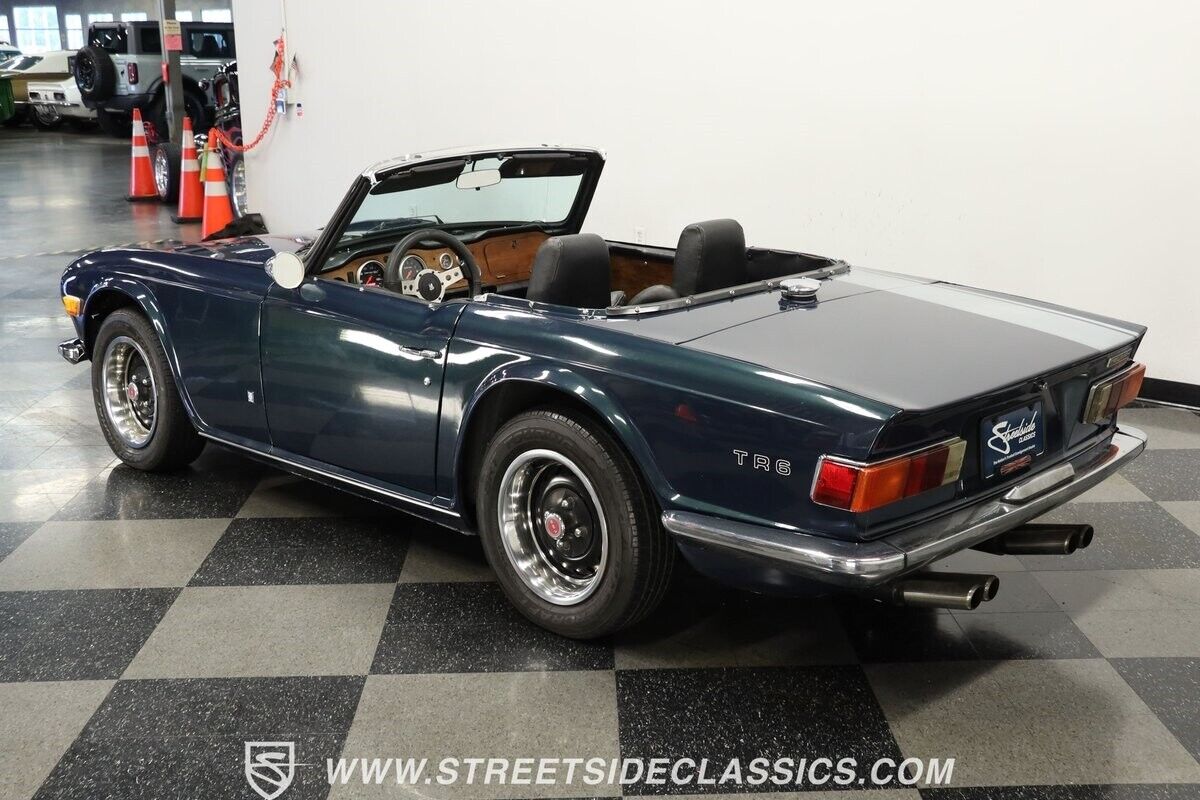 Triumph-TR-6-Cabriolet-1972-Green-Black-3161-6