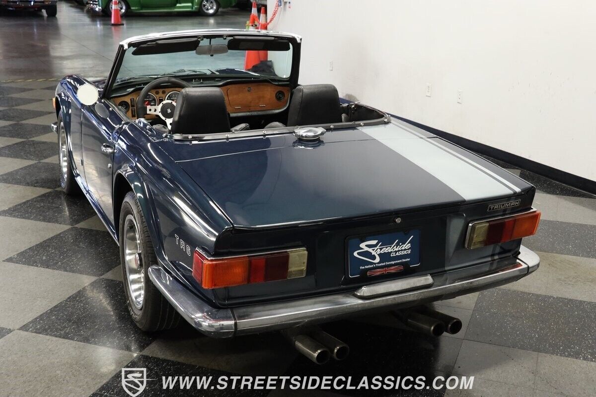 Triumph-TR-6-Cabriolet-1972-Green-Black-3161-7