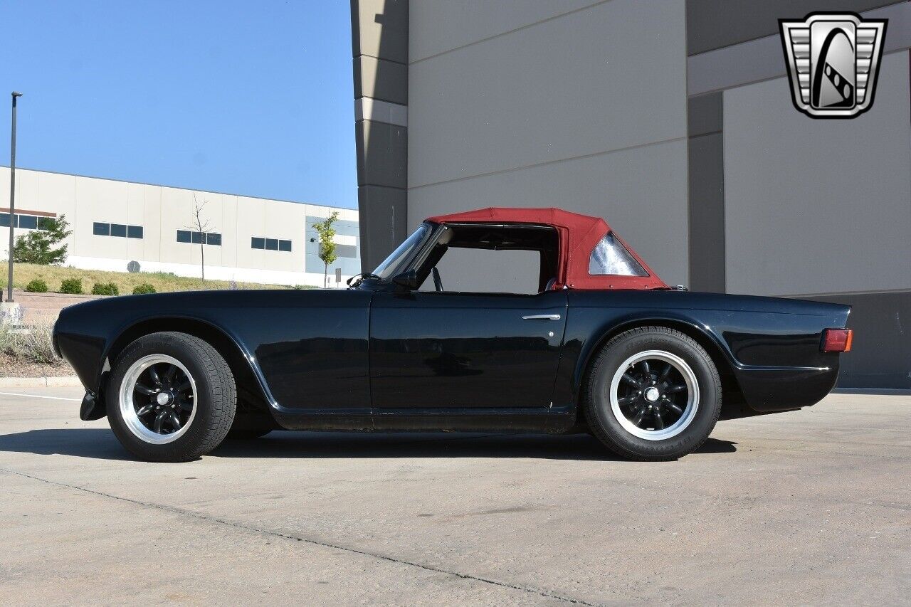 Triumph-TR-6-Cabriolet-1974-Black-Red-138724-3