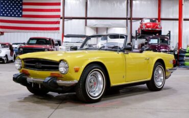 Triumph TR-6  year1}