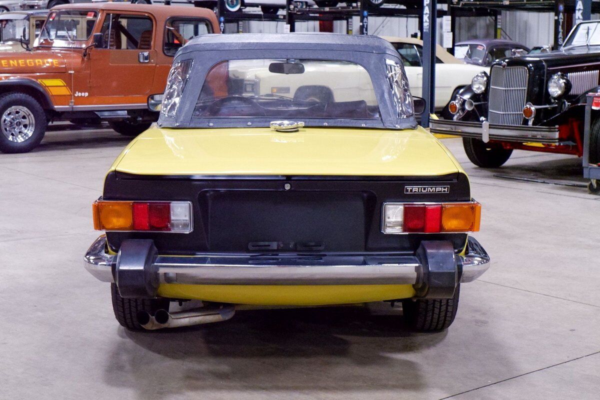 Triumph-TR-6-Cabriolet-1974-Yellow-Dark-Cherry-120241-6