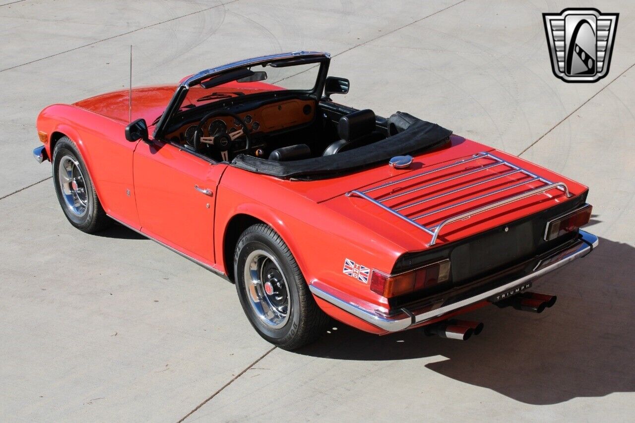 Triumph-TR-6-Cabriolet-1975-Red-Black-1949-11