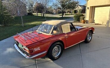 Triumph-TR-6-Cabriolet-1976-Red-189903-2