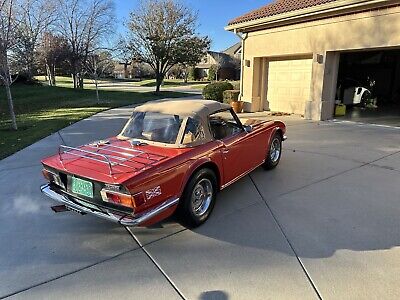 Triumph-TR-6-Cabriolet-1976-Red-189903-3