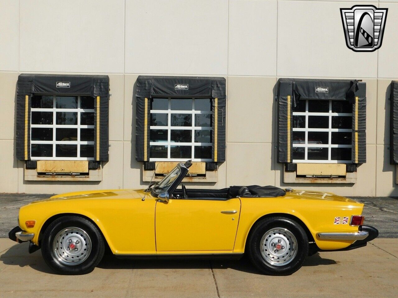 Triumph-TR-6-Cabriolet-1976-Yellow-Black-111391-4