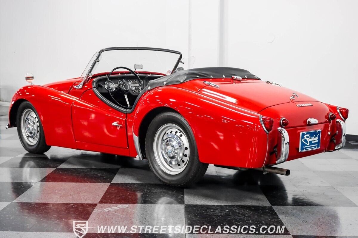 Triumph-TR3A-Cabriolet-1958-Red-Black-86946-7