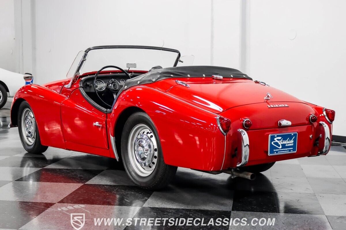 Triumph-TR3A-Cabriolet-1958-Red-Black-86946-8