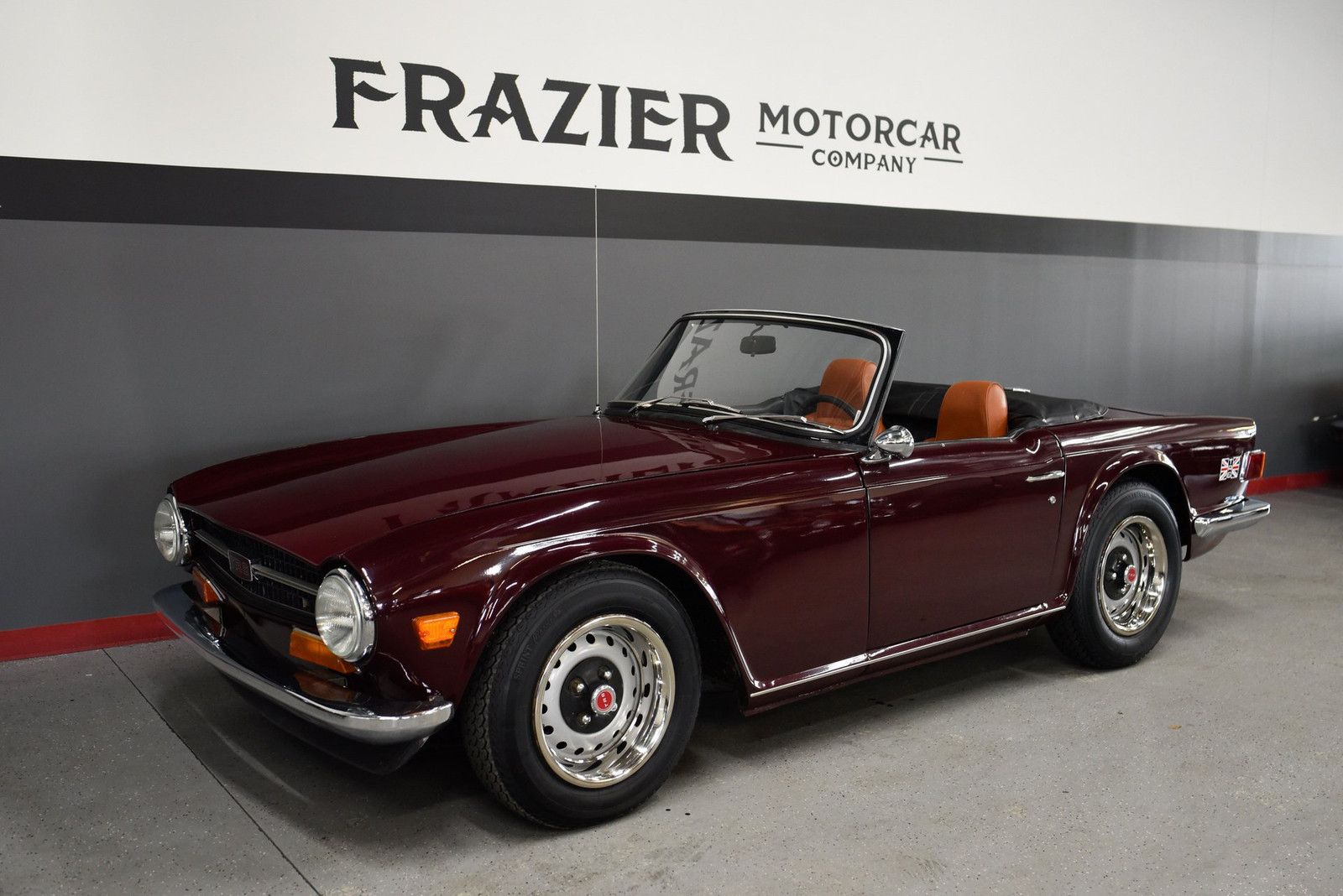 Triumph TR6  year1}