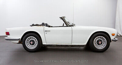 Triumph-TR6-1971-White-Other-Color-0-3