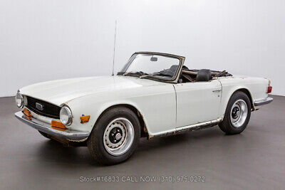 Triumph-TR6-1971-White-Other-Color-0-7