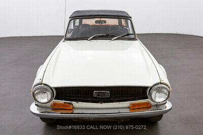 Triumph-TR6-1971-White-Other-Color-0-8