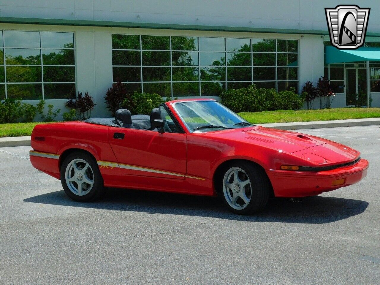 Triumph-TR7-1976-Red-Black-837-8