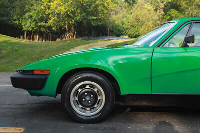 Triumph-TR7-Coupe-1976-Green-Black-130357-3