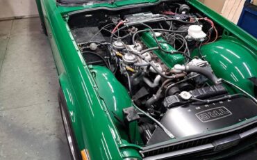 Triumph-Tr-6-1971-green-64216-3