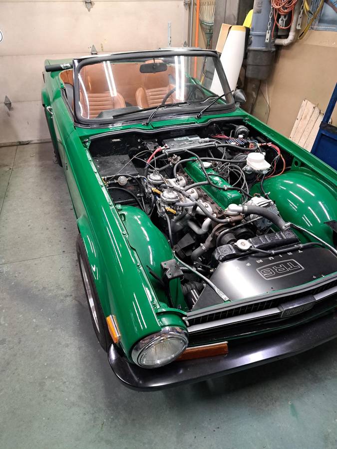 Triumph-Tr-6-1971-green-64216-3