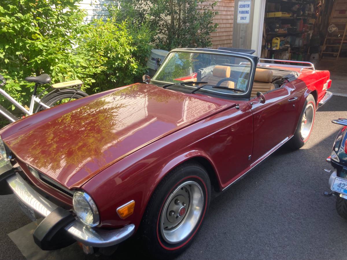 Triumph-Tr-6-1974-red-109435-1