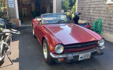 Triumph-Tr-6-1974-red-109435