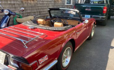 Triumph-Tr-6-1974-red-109435-4