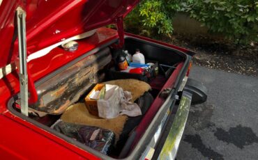 Triumph-Tr-6-1974-red-109435-8