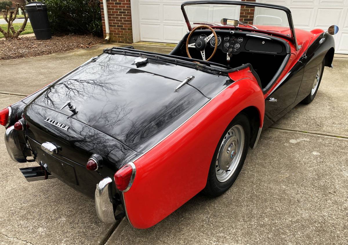 Triumph-Tr3-1961-red-2-7