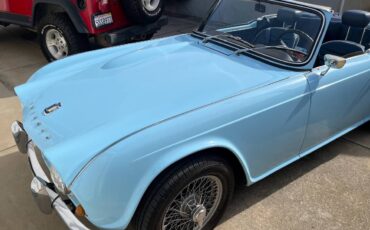 Triumph-Tr4-1962-blue-60949-1