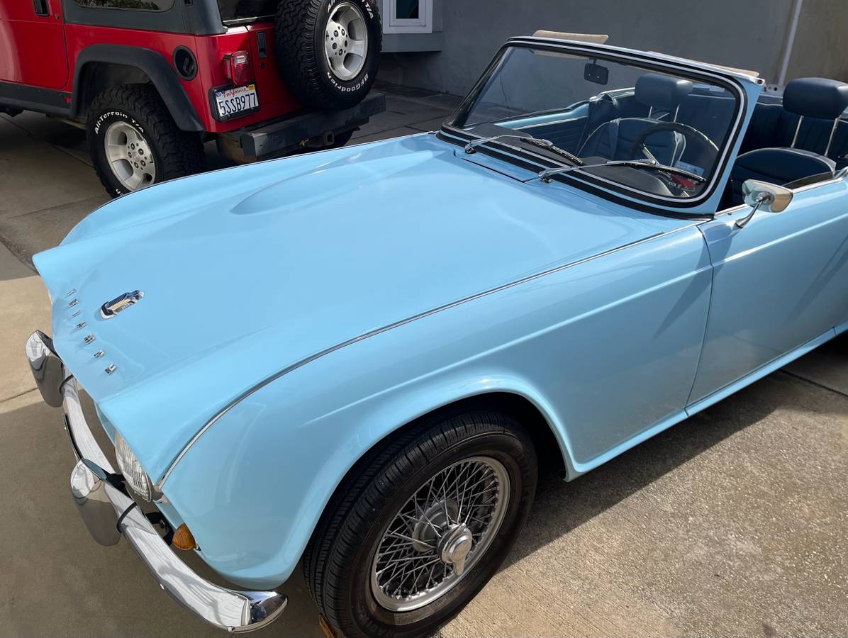 Triumph-Tr4-1962-blue-60949-1