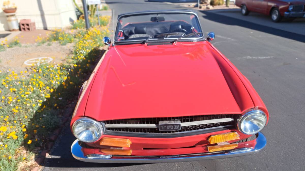 Triumph-Tr6-1973-red-141622-1